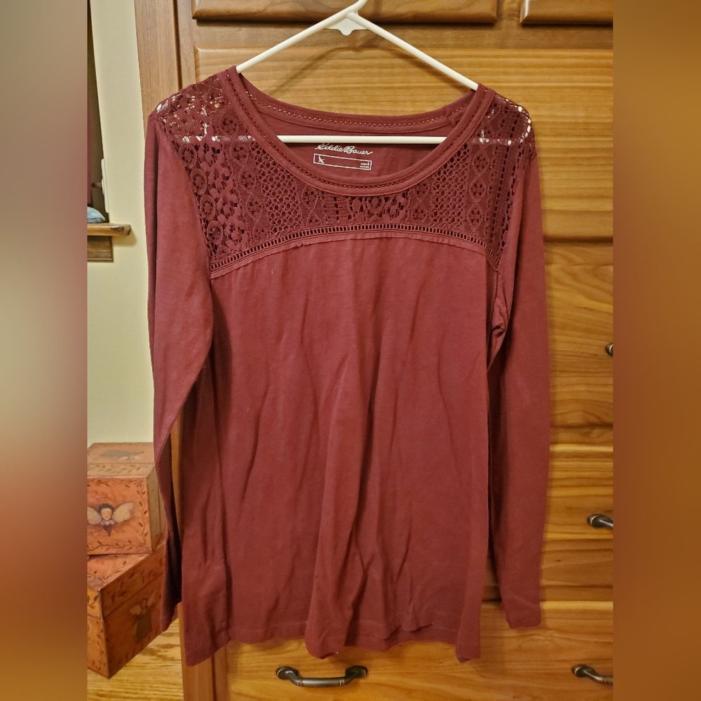 Large Eddie Bauer long sleeve shirt
